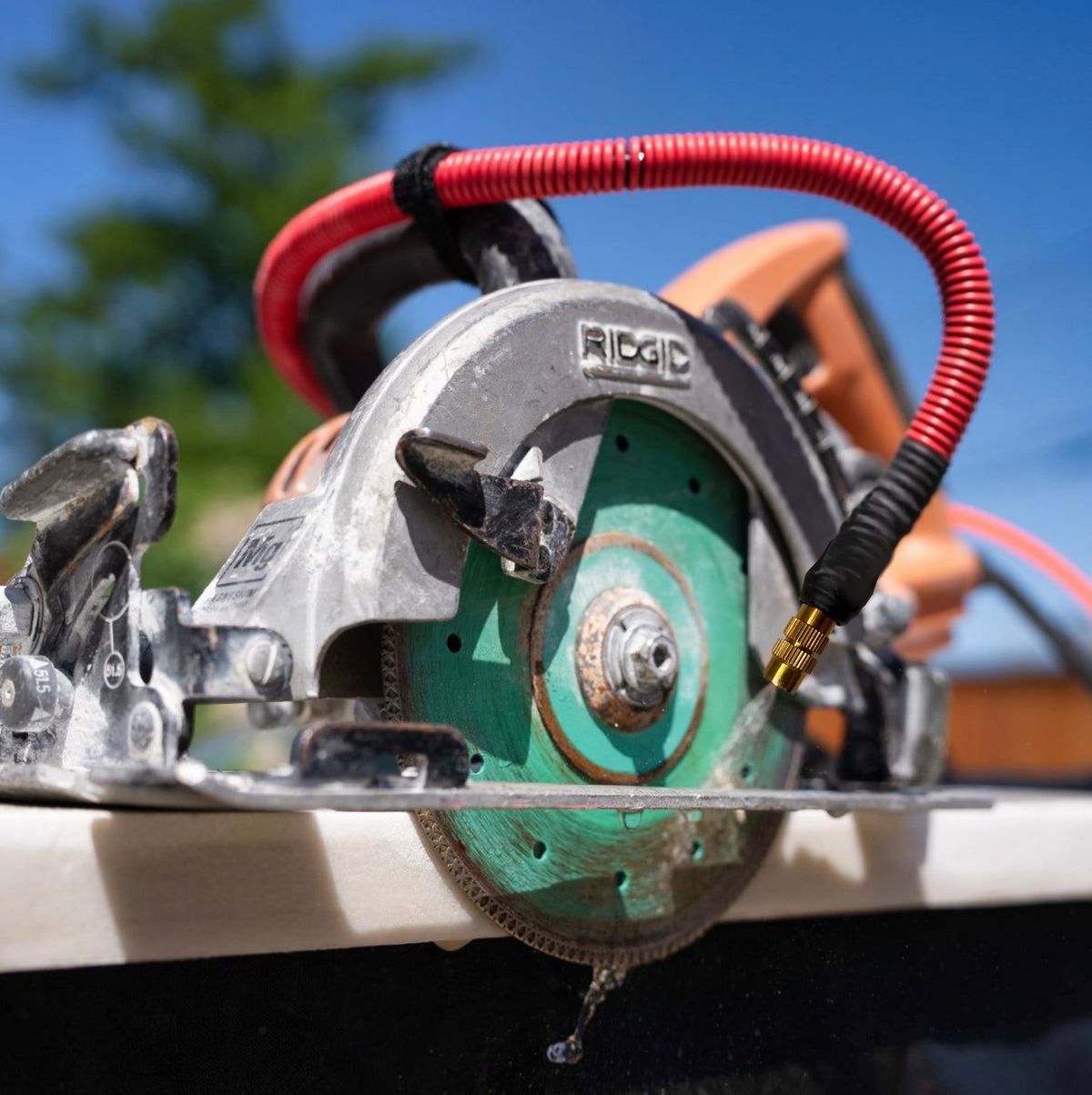 Hydro-Tail™  Universal Controlled Water Attachment